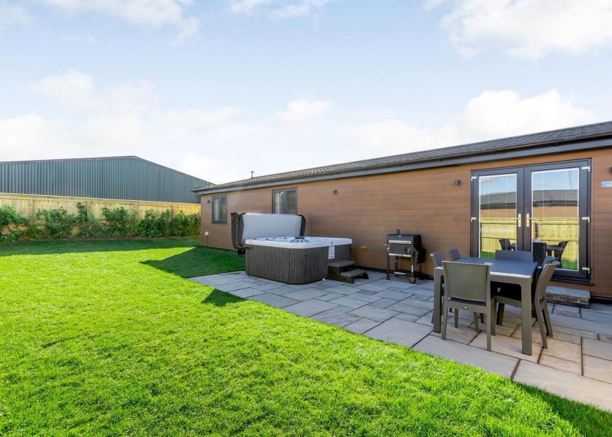Cotswold Gateway Escape Hotel Offenham Exterior foto
